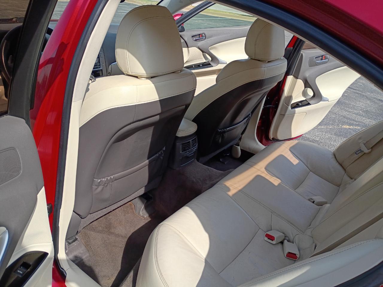 Lexus IS 250 RWD 2013