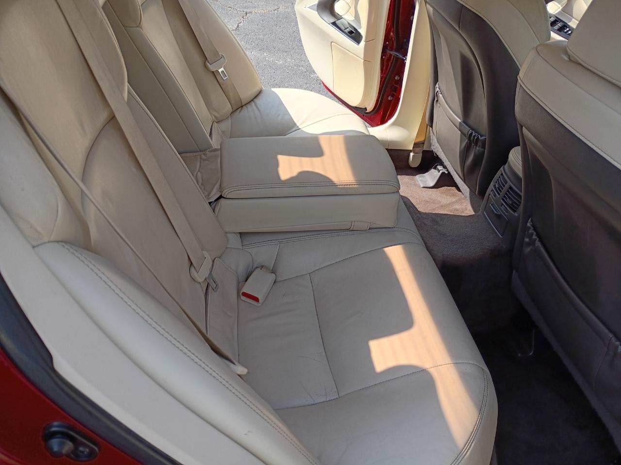 Lexus IS 250 RWD 2013