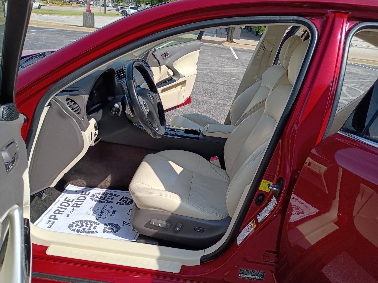Lexus IS 250 RWD 2013