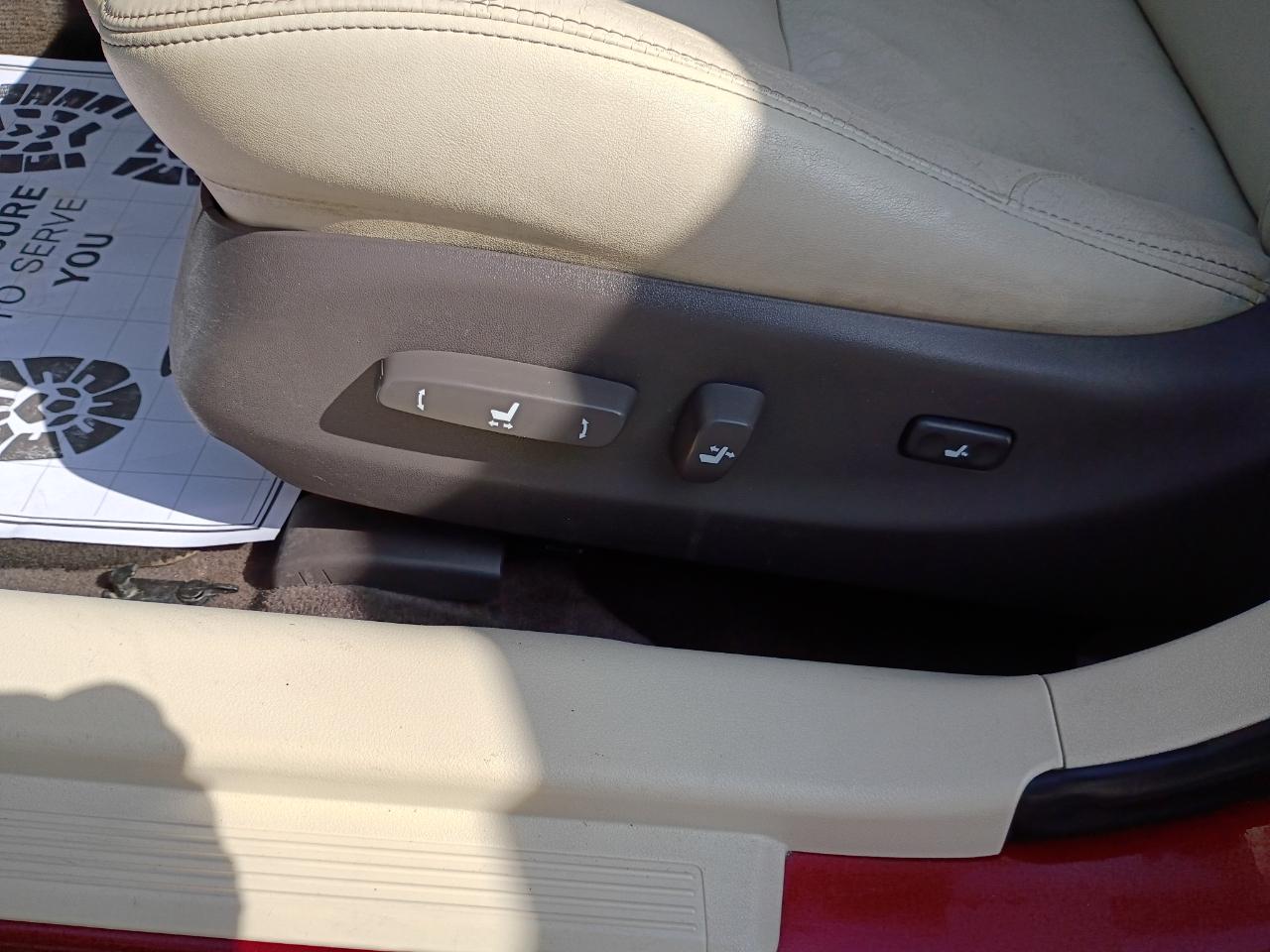 Lexus IS 250 RWD 2013