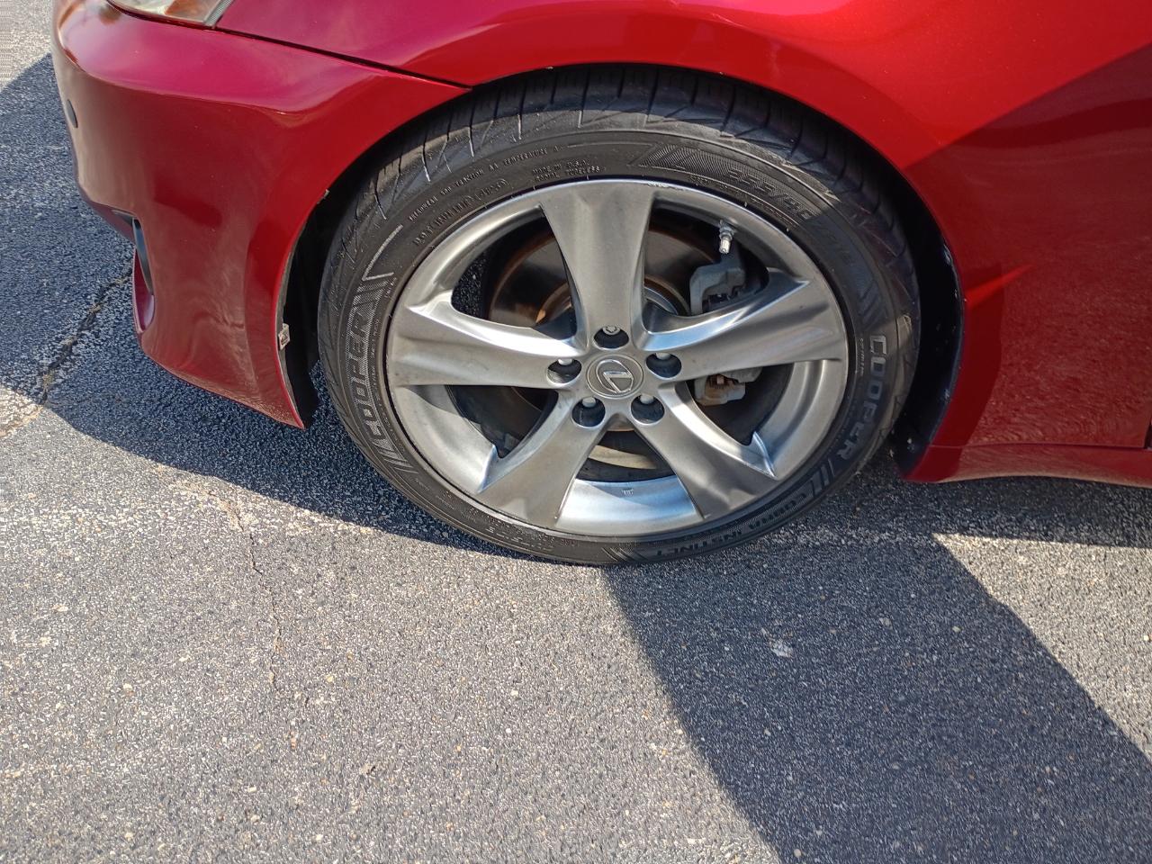 Lexus IS 250 RWD 2013