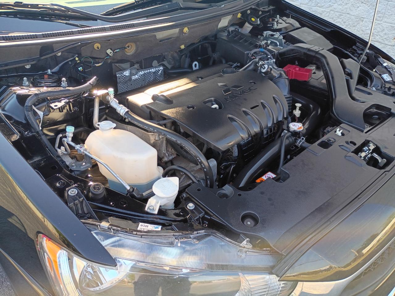 Mitsubishi Lancer ES 5M 2017