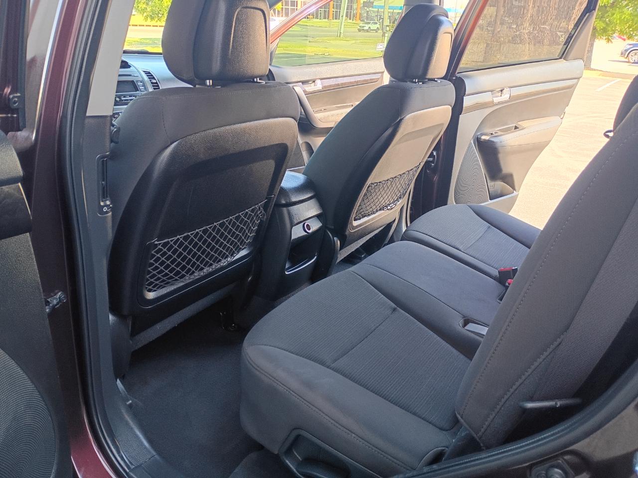 Kia Sorento LX 2WD 2014