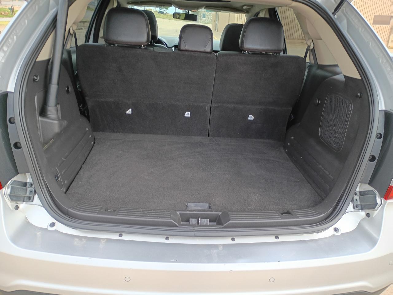 Ford Edge Limited FWD 2012