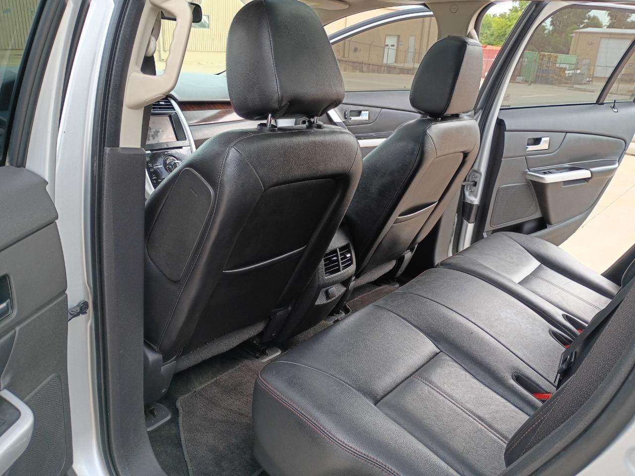 Ford Edge Limited FWD 2012