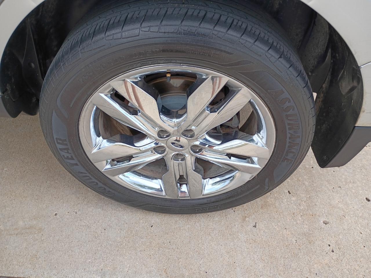 Ford Edge Limited FWD 2012