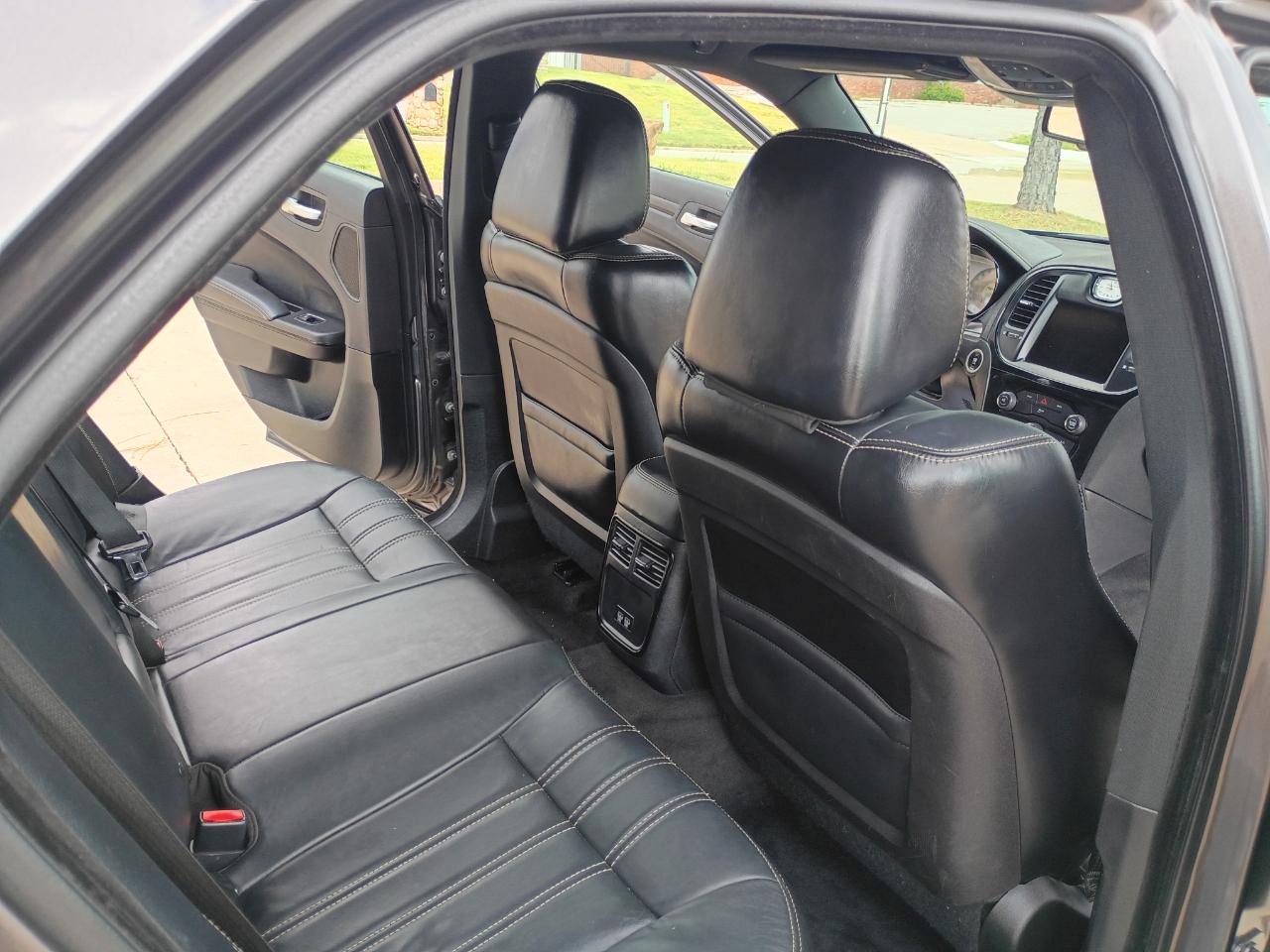 Chrysler 300 S V6 RWD 2015