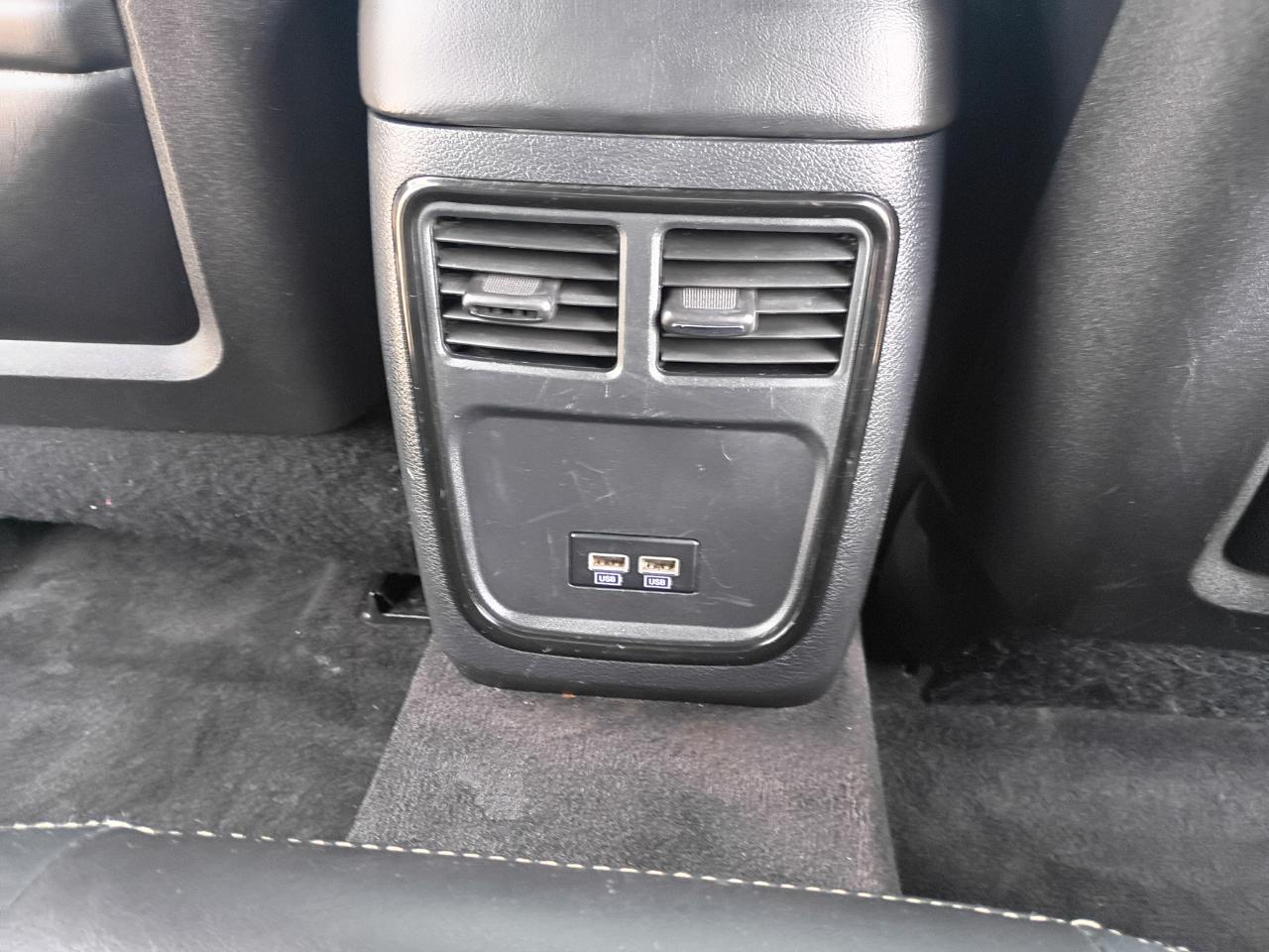 Chrysler 300 S V6 RWD 2015