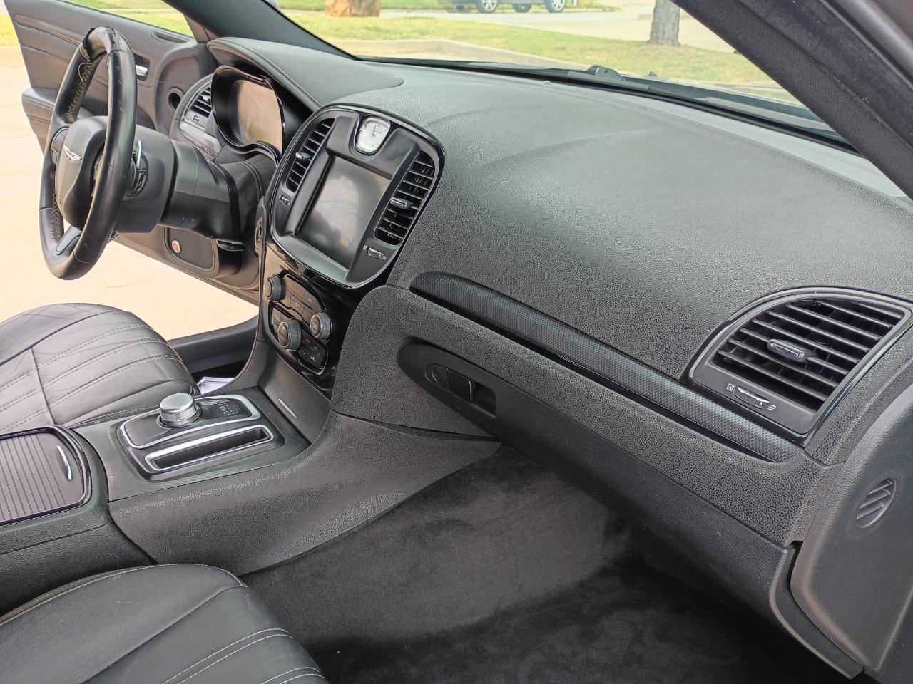 Chrysler 300 S V6 RWD 2015