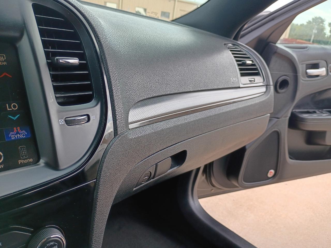 Chrysler 300 S V6 RWD 2015
