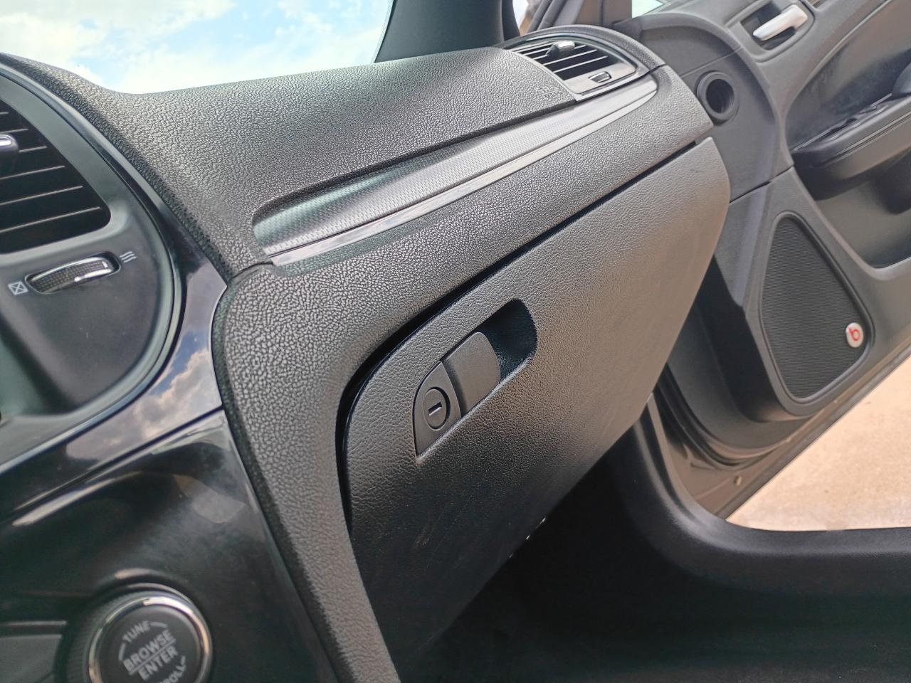 Chrysler 300 S V6 RWD 2015