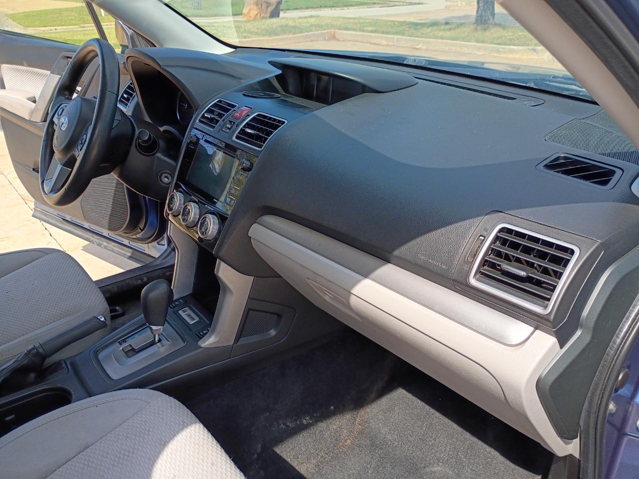 Subaru Forester 2.5i Premium PZEV CVT 2017