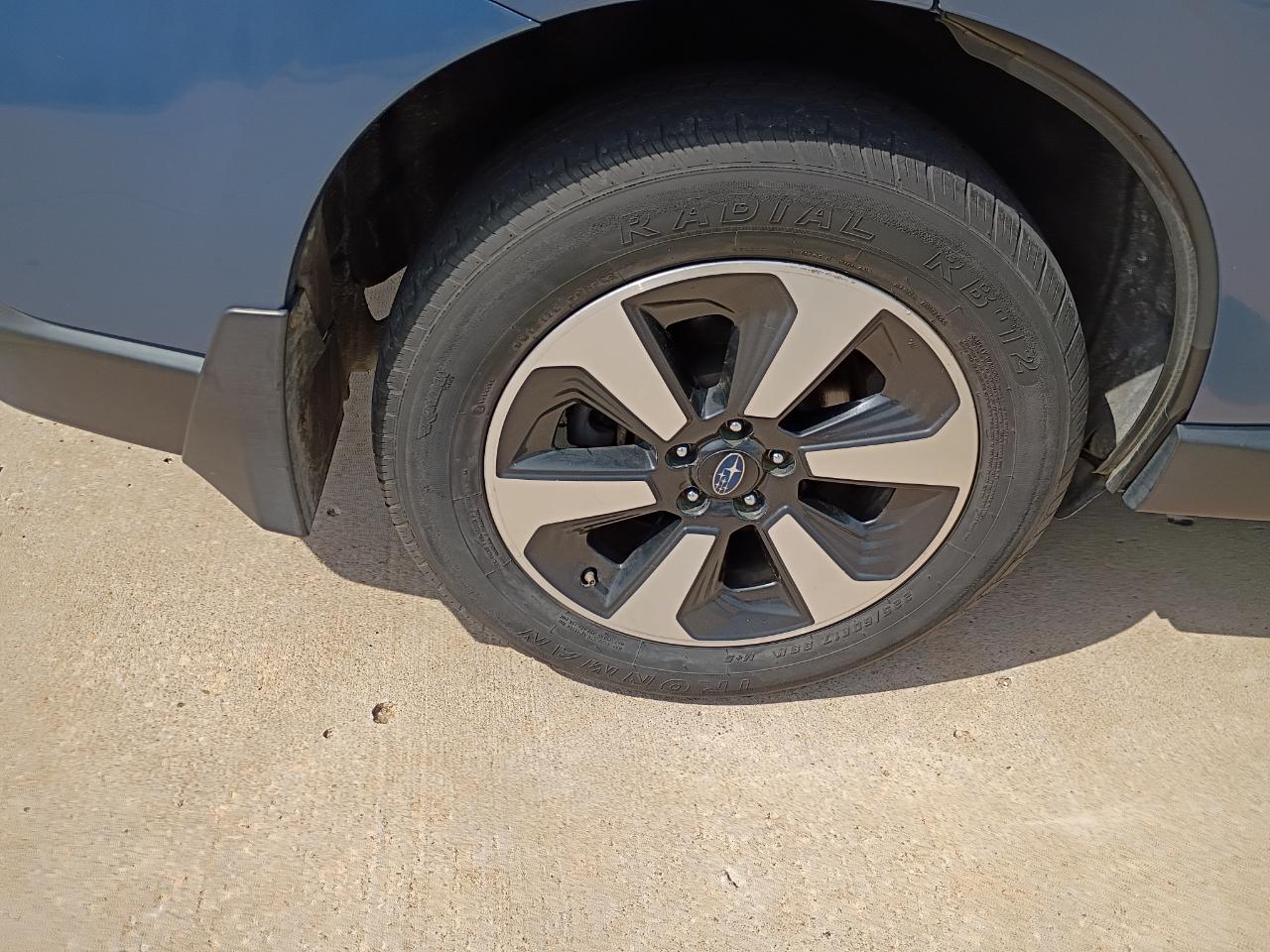 Subaru Forester 2.5i Premium PZEV CVT 2017