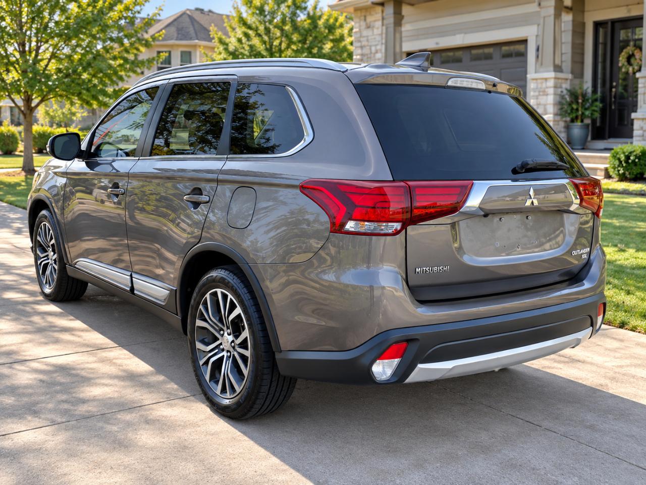 Mitsubishi Outlander SEL 2017