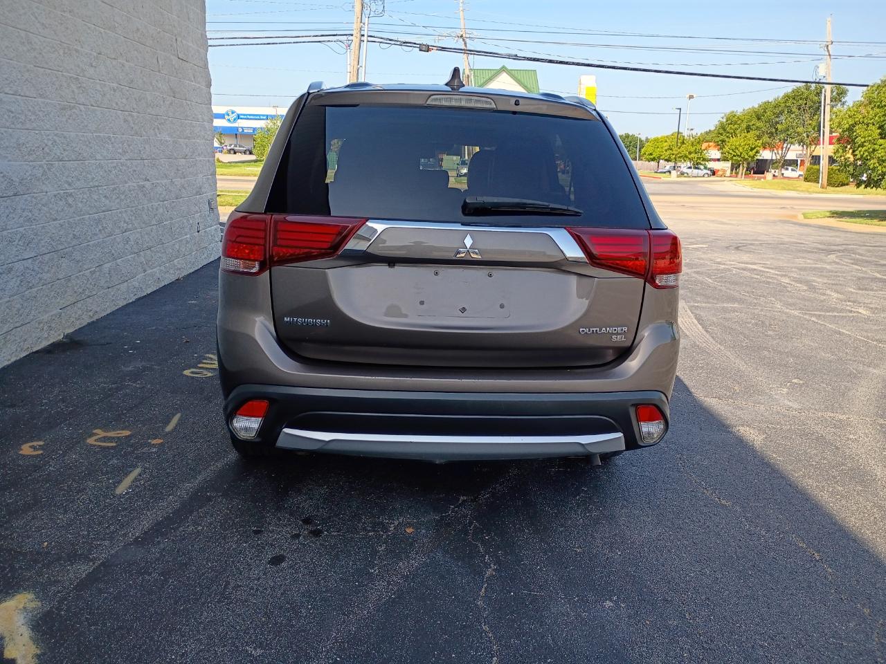 Mitsubishi Outlander SEL 2017