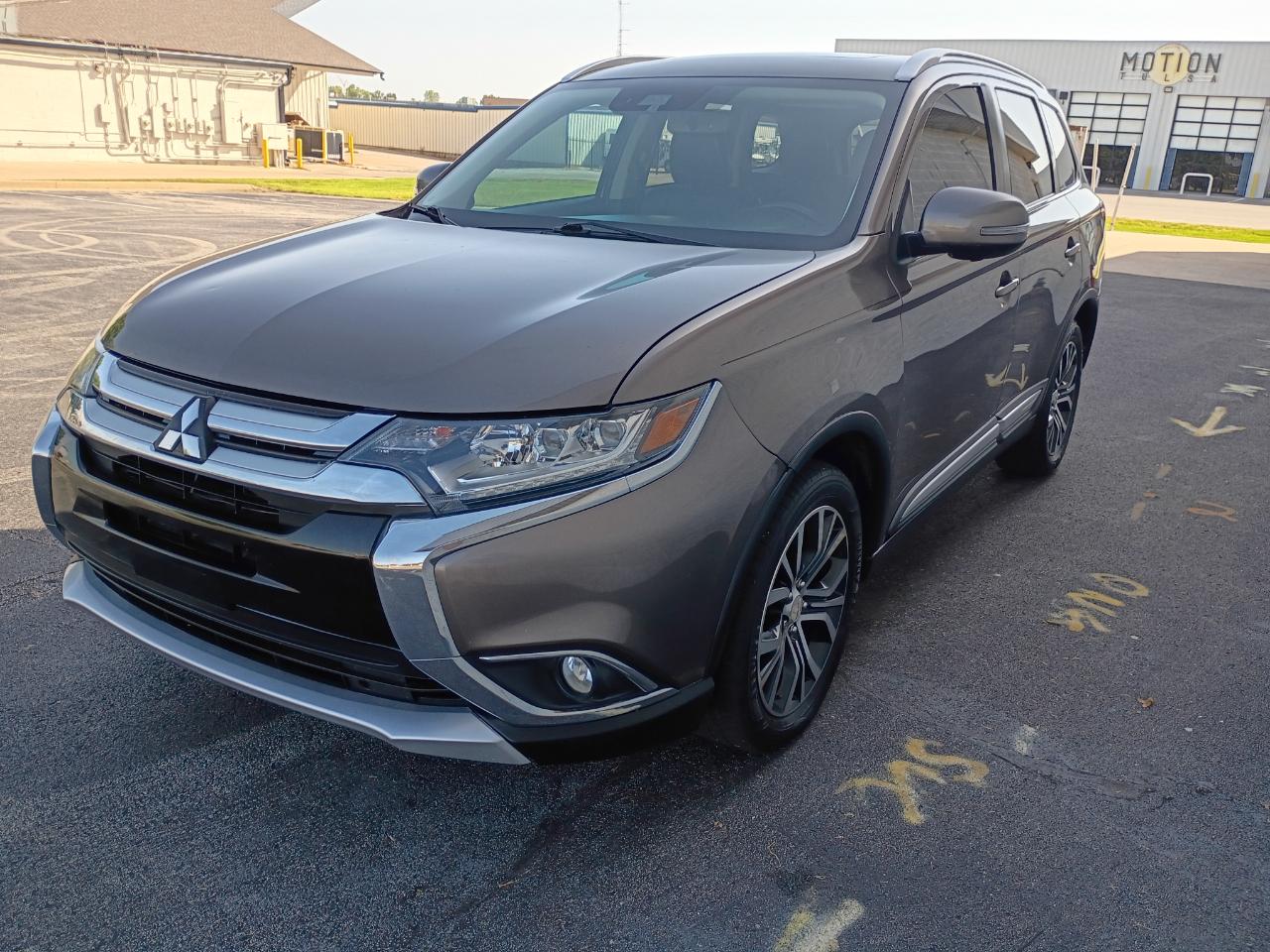 Mitsubishi Outlander SEL 2017