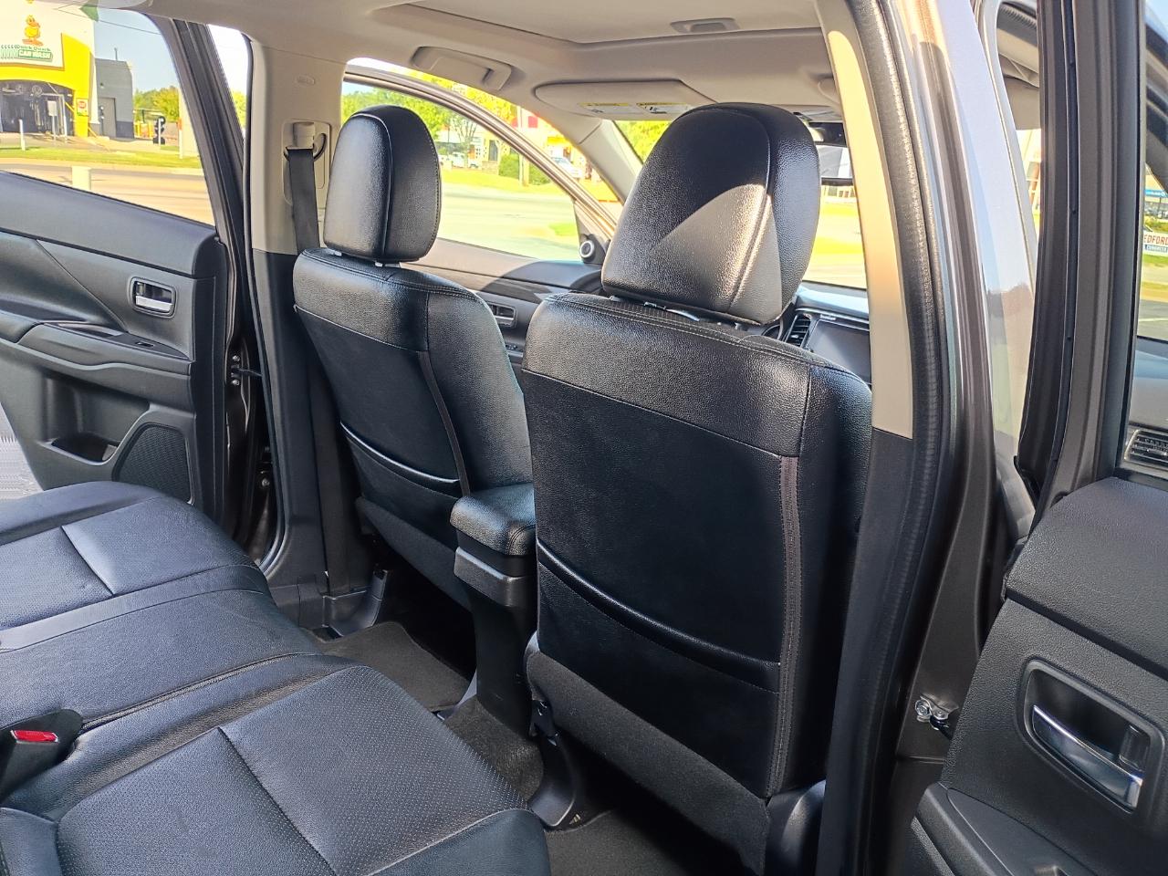 Mitsubishi Outlander SEL 2017