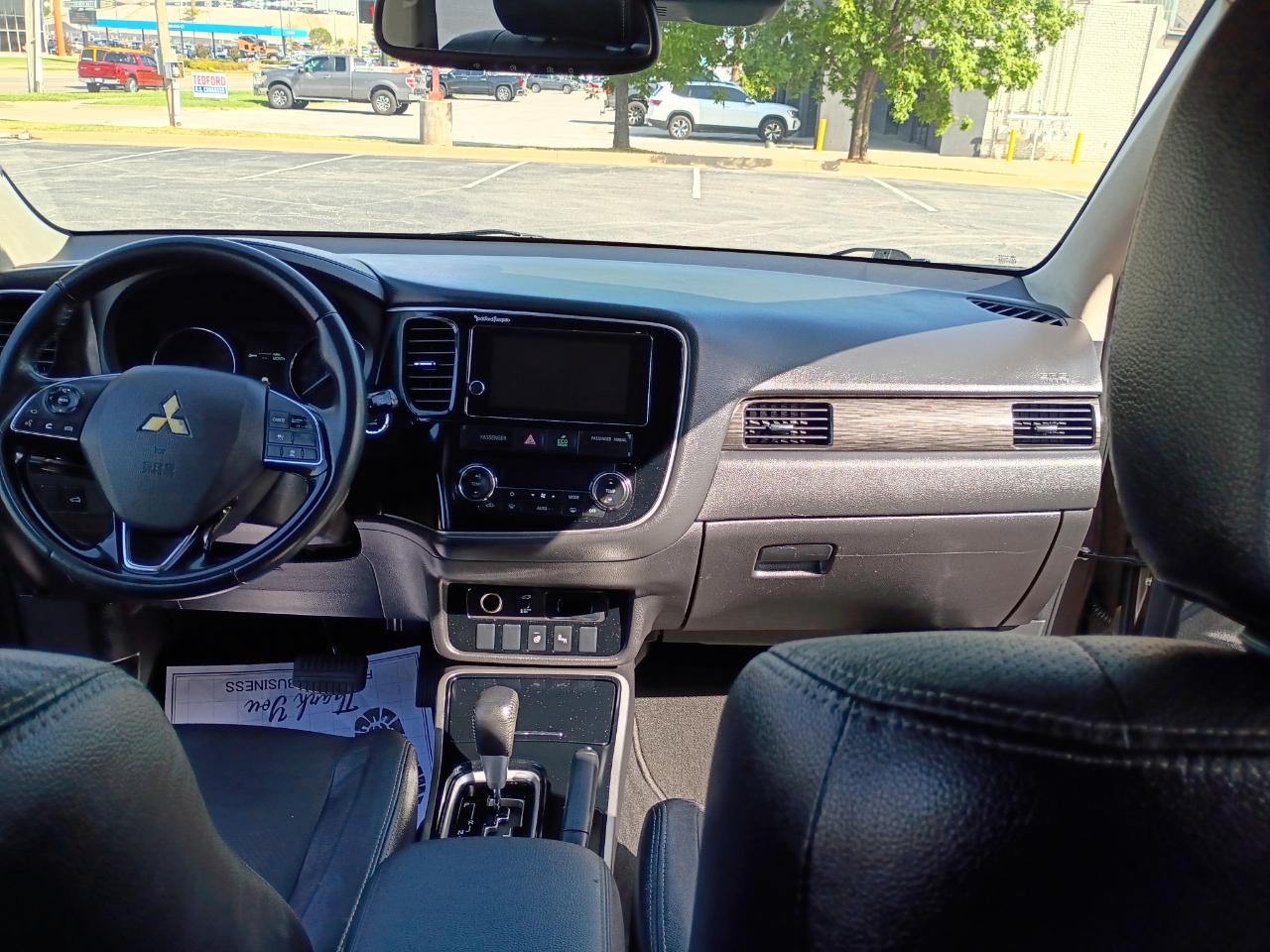 Mitsubishi Outlander SEL 2017