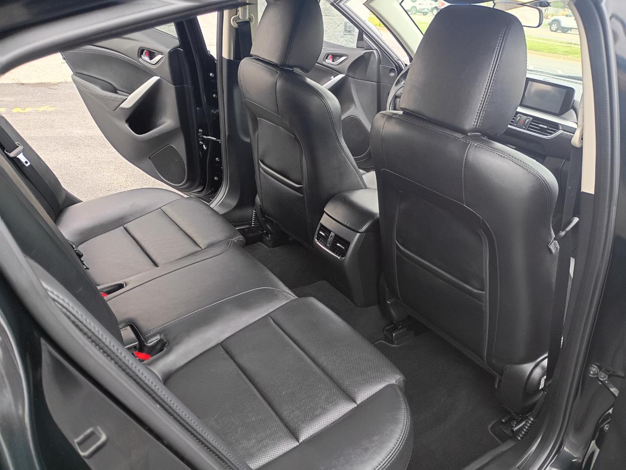 Mazda MAZDA6 i Touring 2016