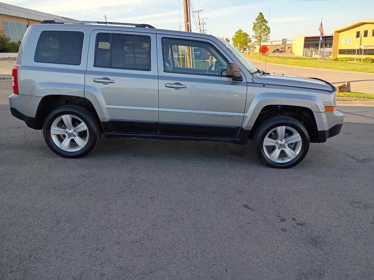 Jeep Patriot Sport 2WD 2014