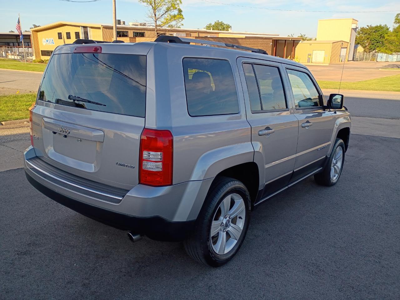 Jeep Patriot Sport 2WD 2014