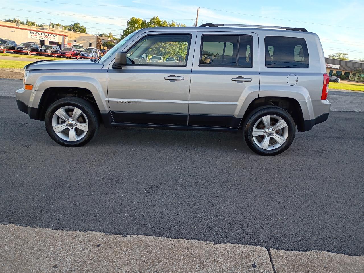 Jeep Patriot Sport 2WD 2014
