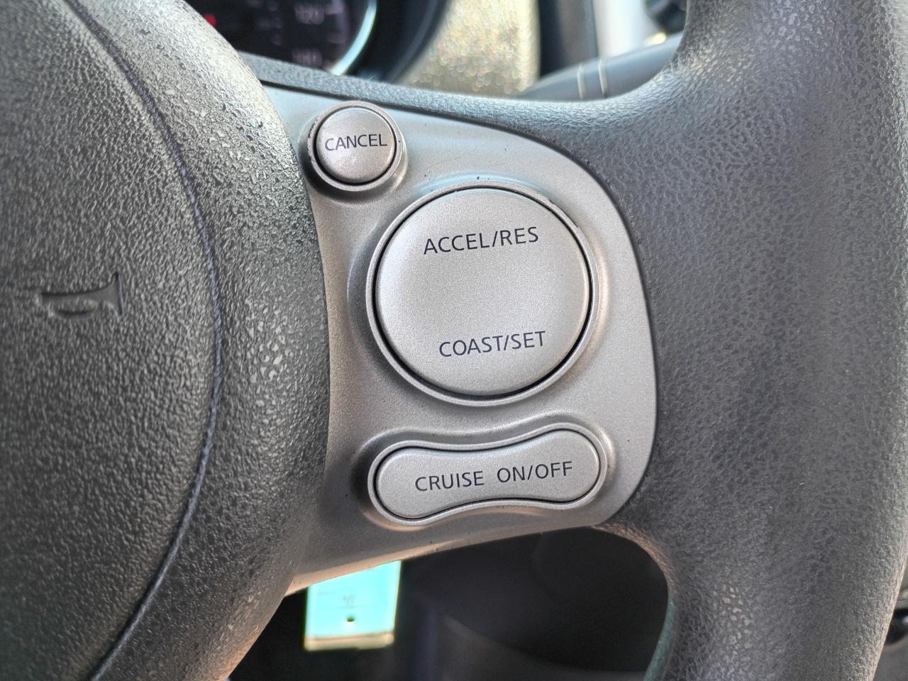 Nissan Versa 1.6 S 4A 2013