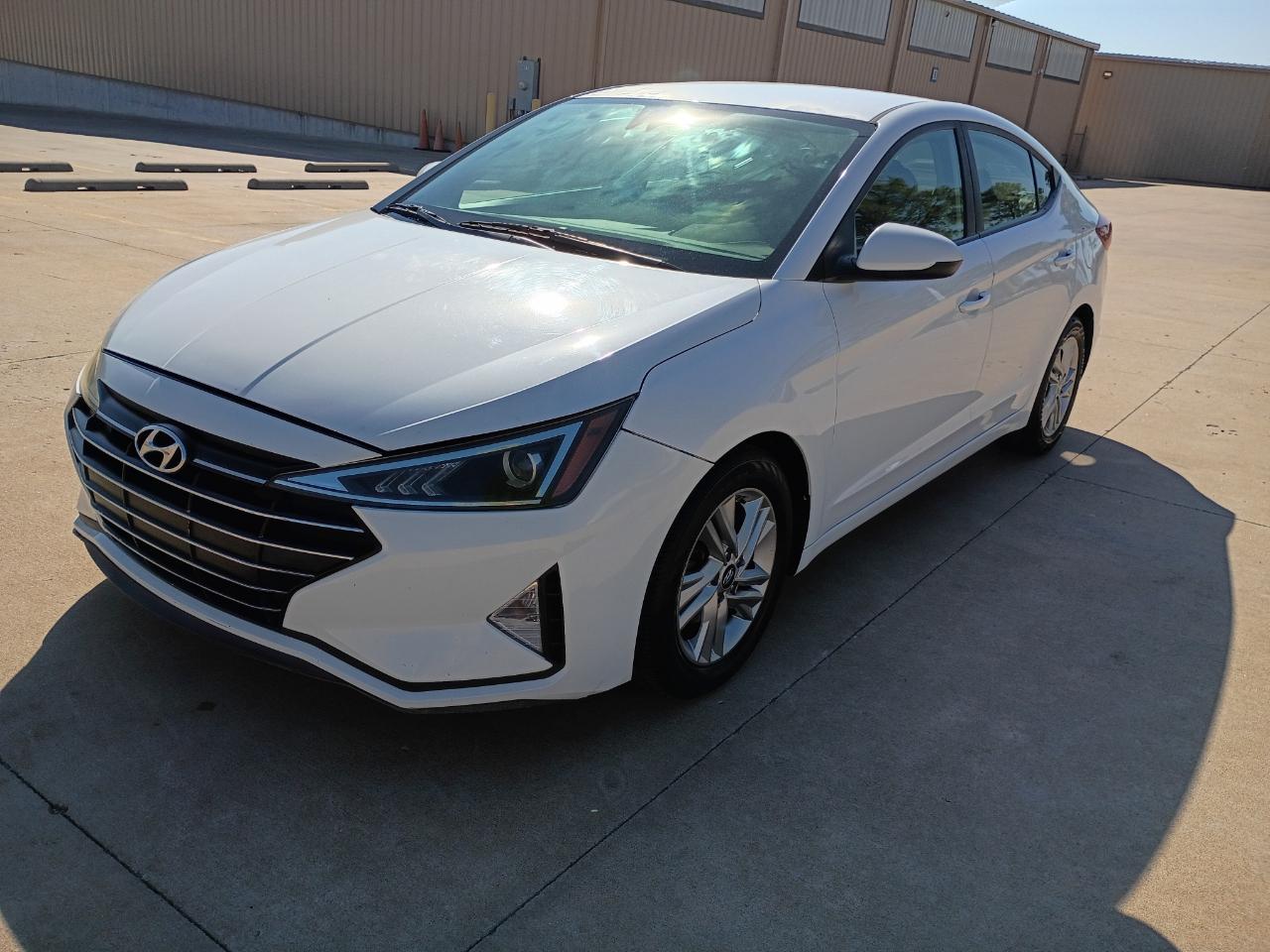Hyundai Elantra SEL 2.0L Auto 2020