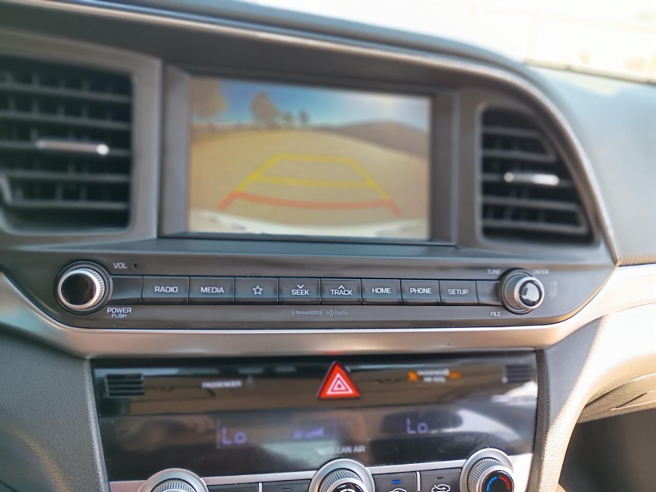 Hyundai Elantra SEL 2.0L Auto 2020