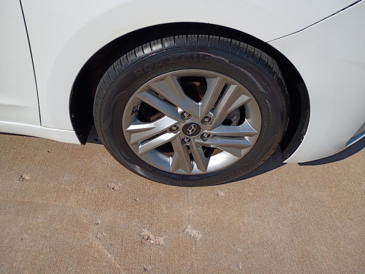Hyundai Elantra SEL 2.0L Auto 2020