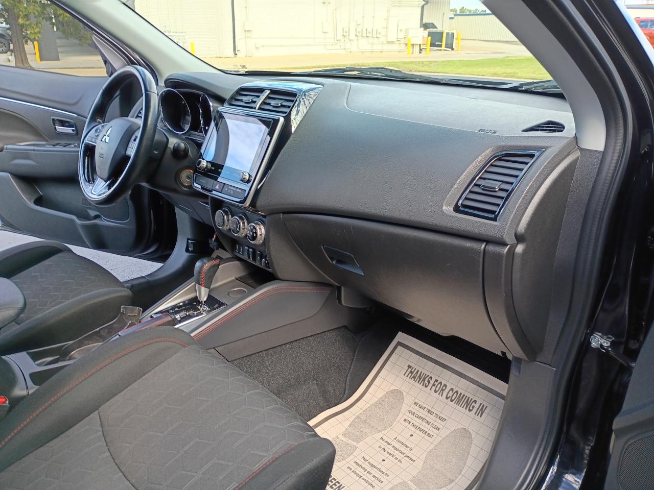 Mitsubishi Outlander Sport LE 2WD 2022