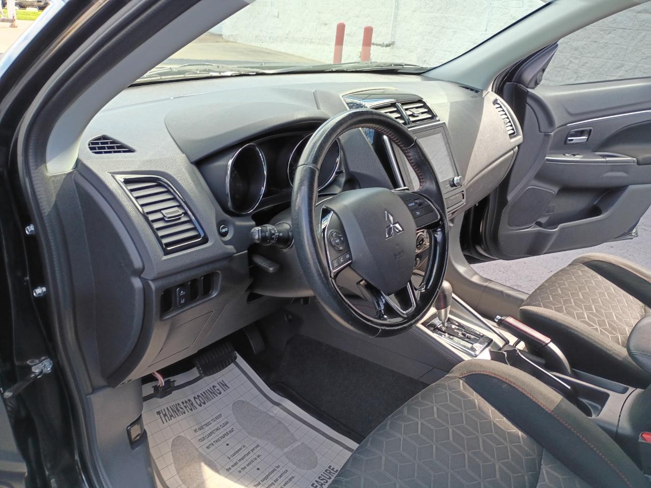 Mitsubishi Outlander Sport LE 2WD 2022