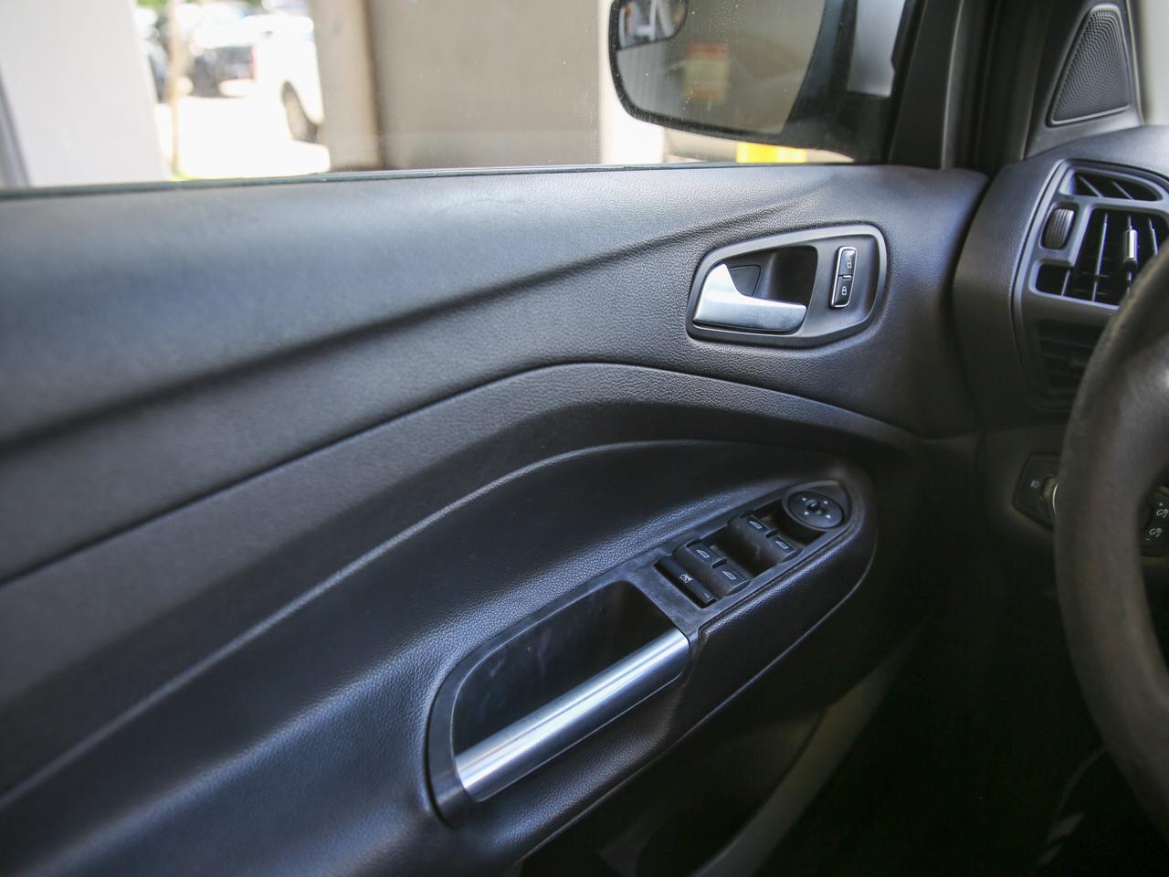 Ford Escape SE 2015