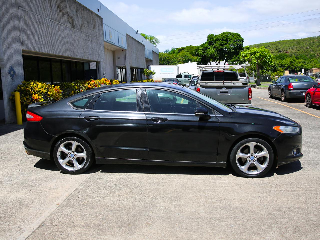 Ford Fusion SE 2013