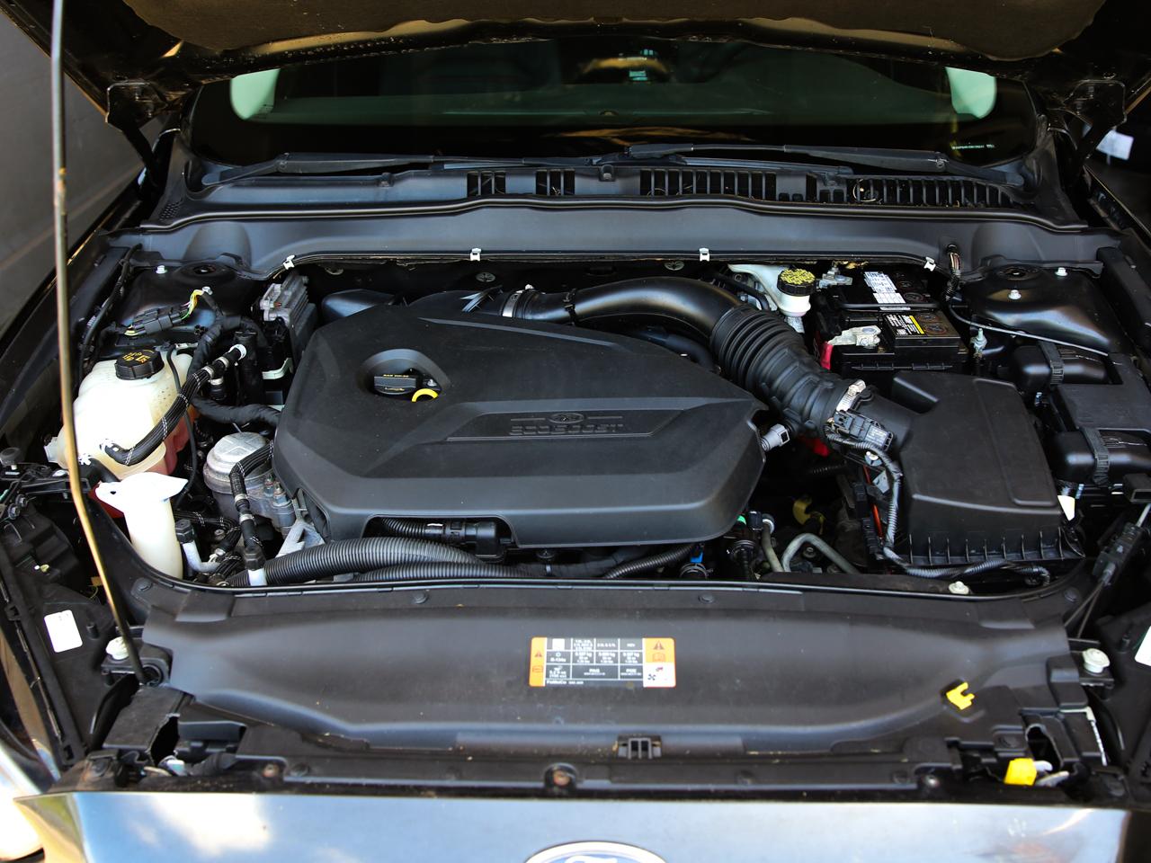 Ford Fusion SE 2013