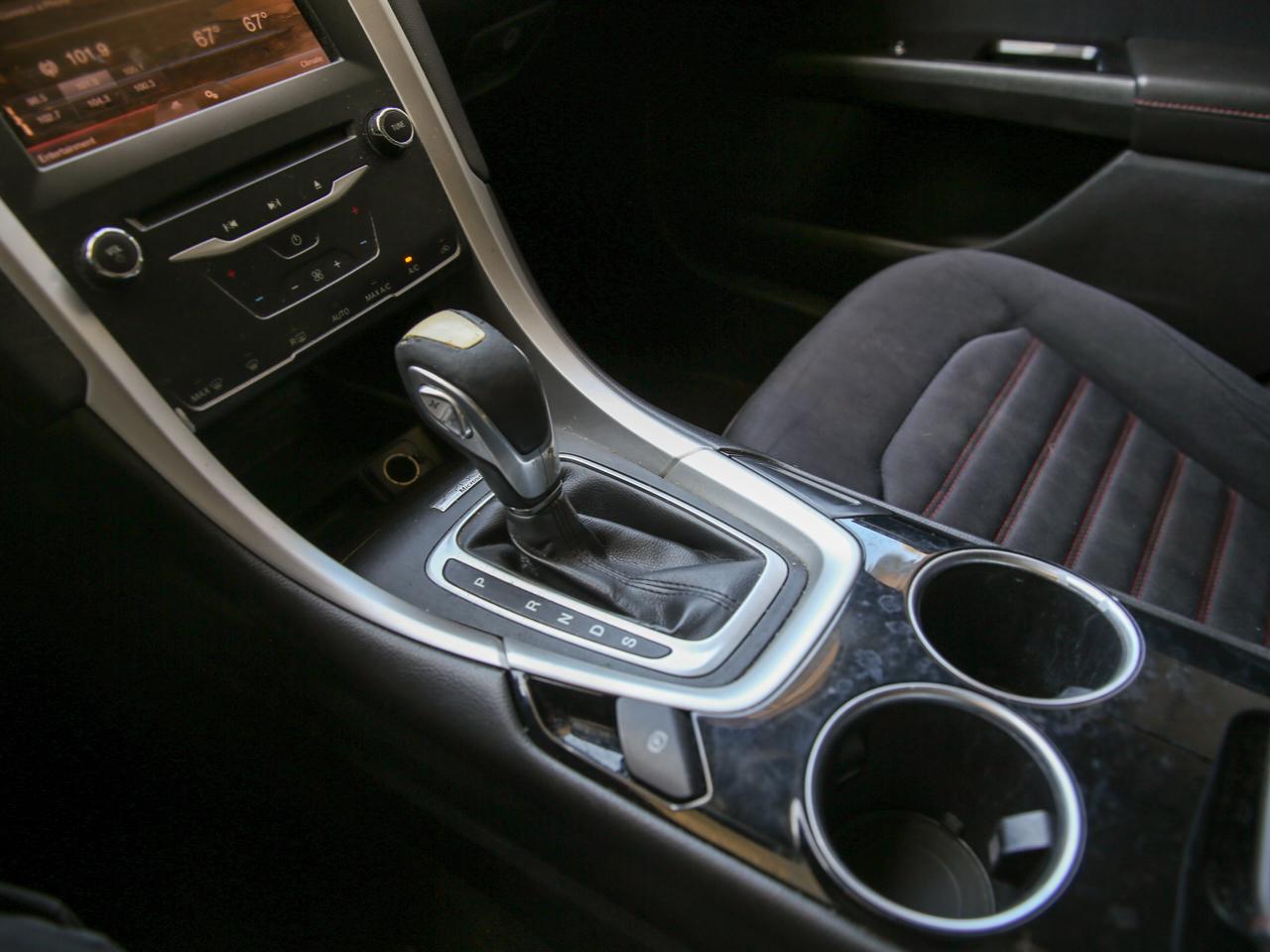 Ford Fusion SE 2013