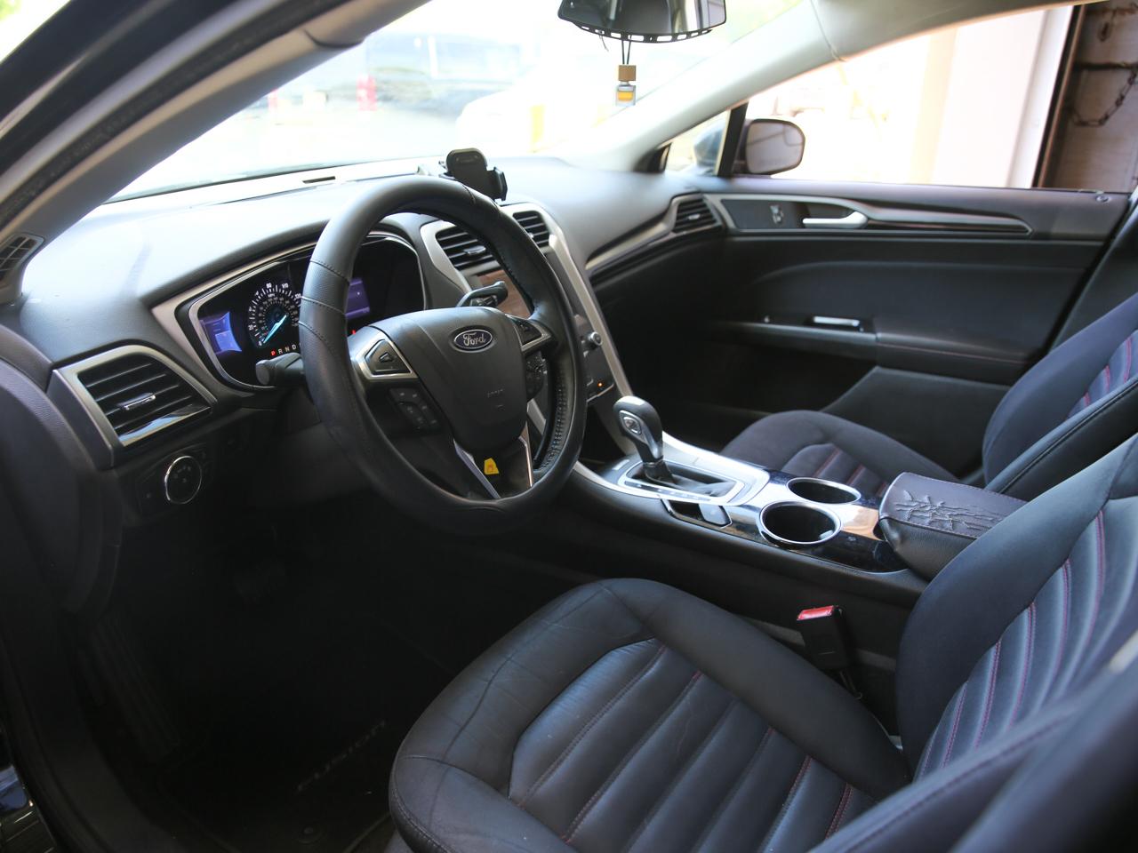 Ford Fusion SE 2013