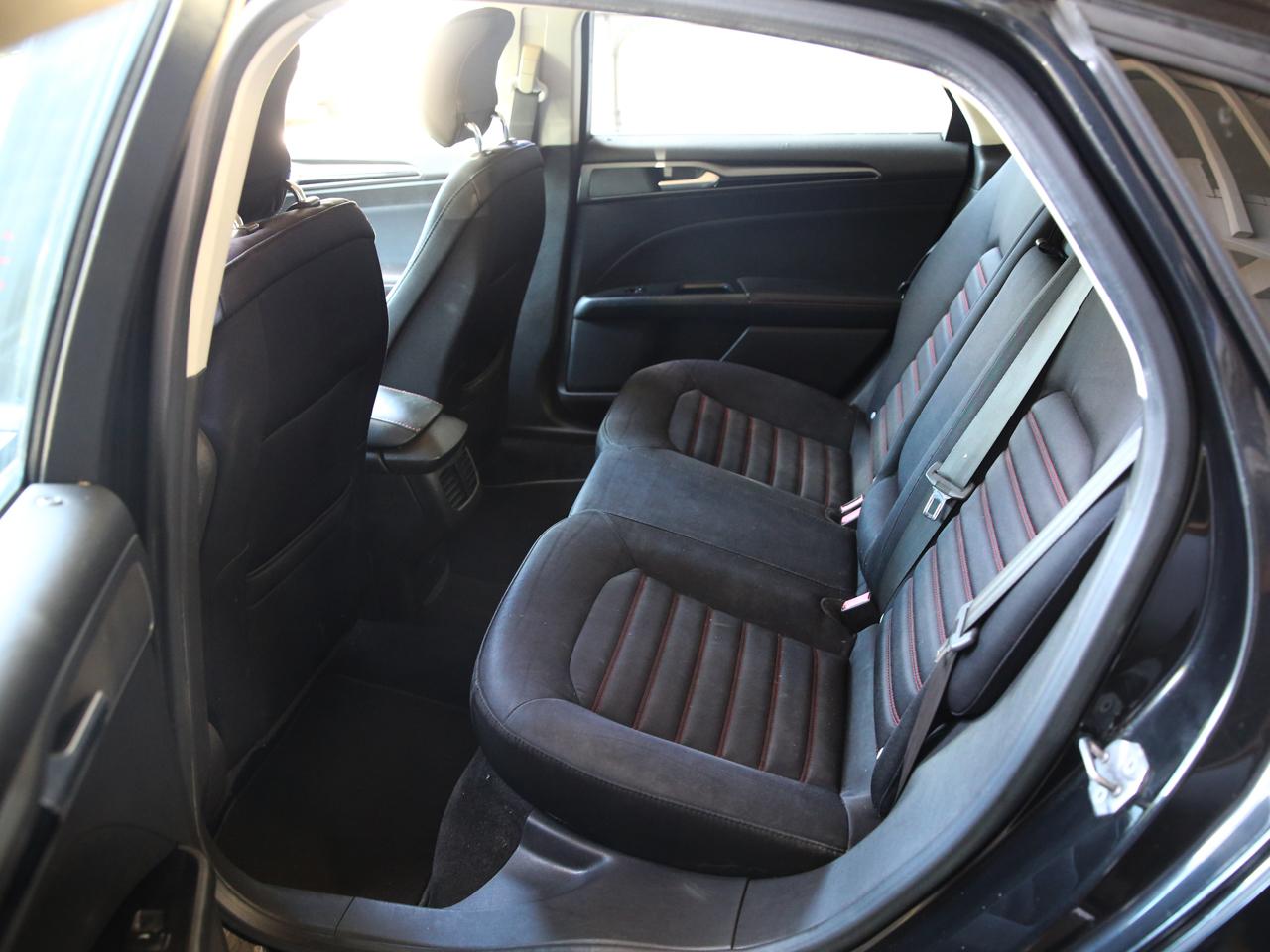 Ford Fusion SE 2013