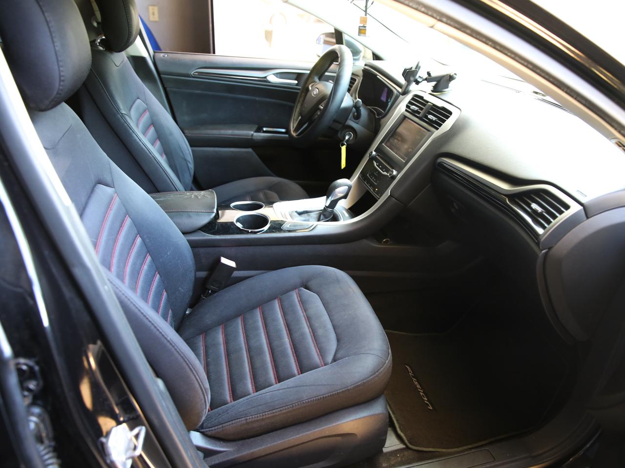 Ford Fusion SE 2013