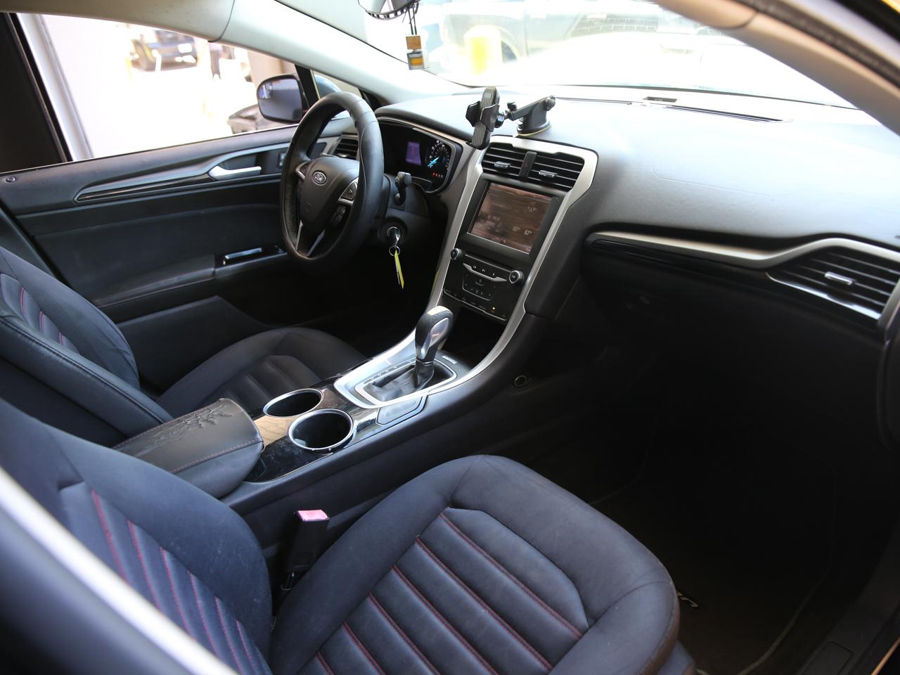 Ford Fusion SE 2013