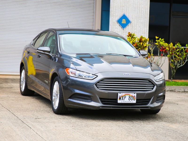 2016 Ford Fusion Hybrid SE