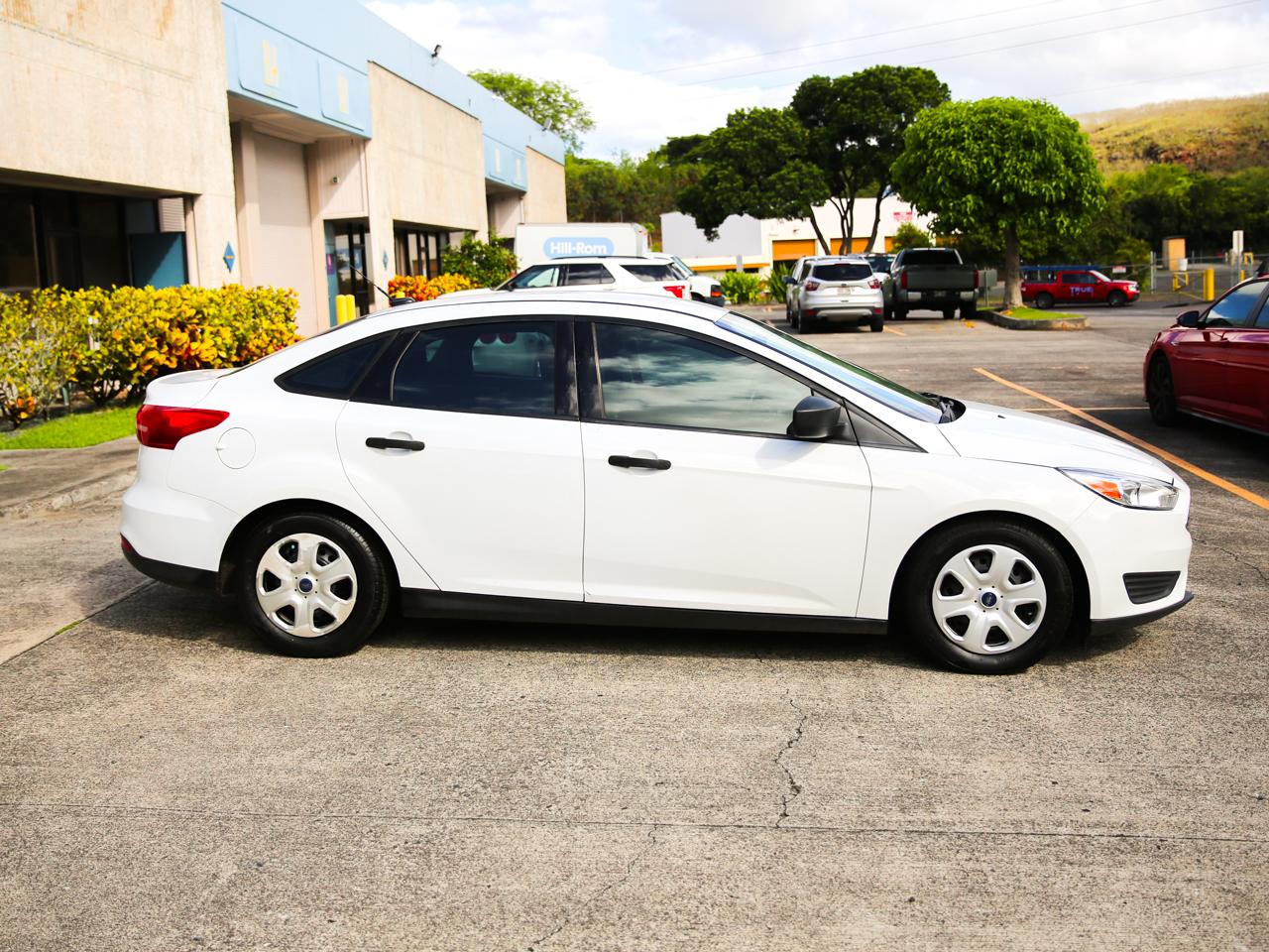 2016 Ford Focus S - Photo 8
