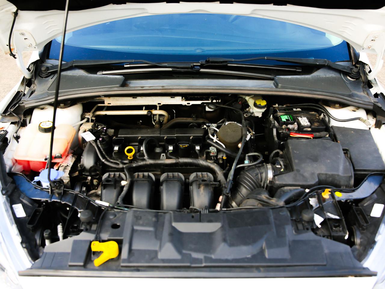 2016 Ford Focus S - Photo 12