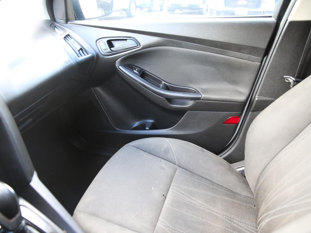 2016 Ford Focus S - Photo 20