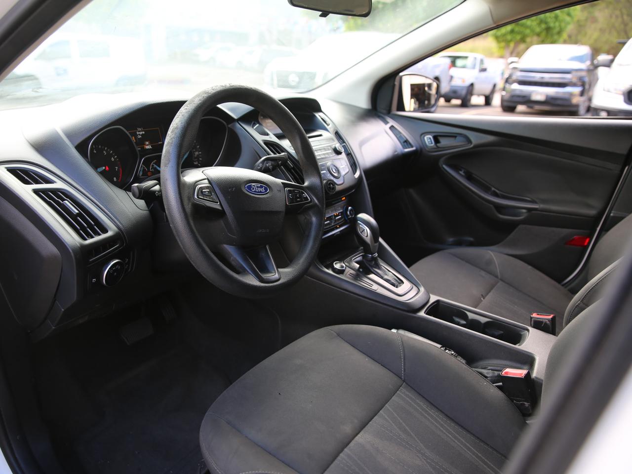 2016 Ford Focus S - Photo 23
