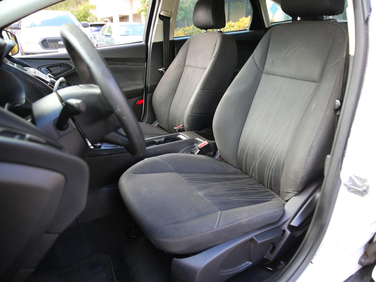 2016 Ford Focus S - Photo 24