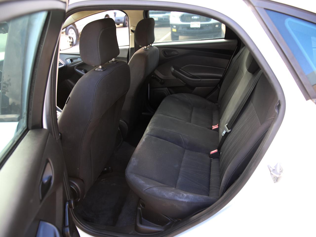 2016 Ford Focus S - Photo 25