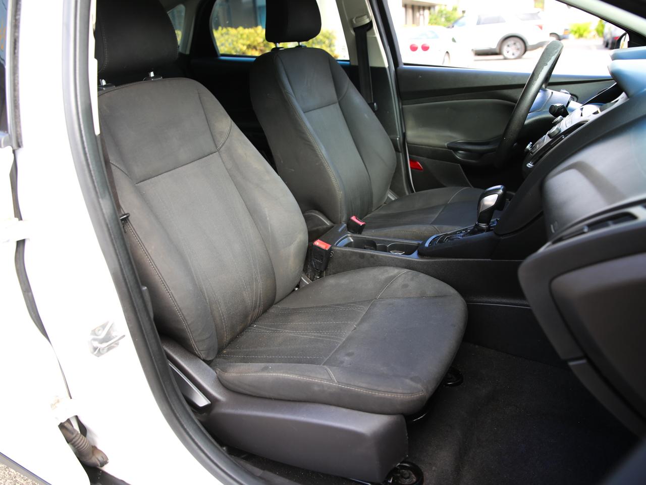 2016 Ford Focus S - Photo 30