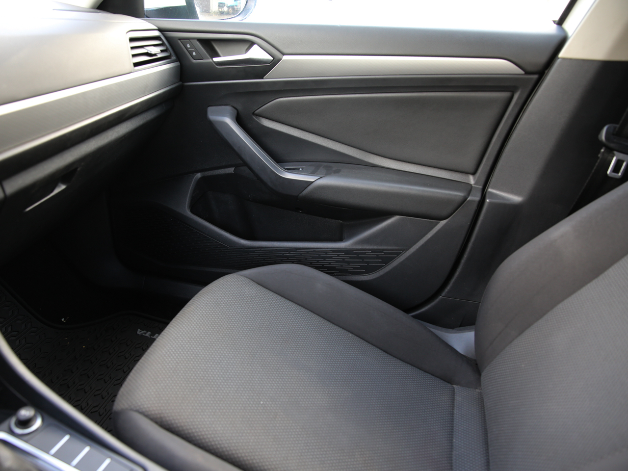 Volkswagen Jetta  2020