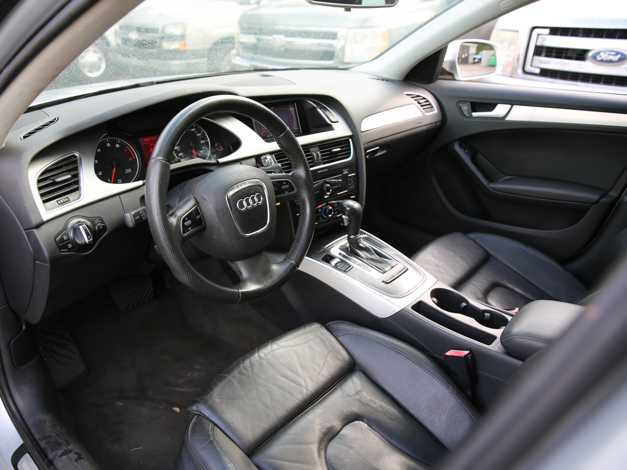 Audi A4 2.0T Premium Sedan 2011
